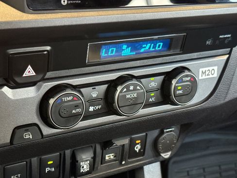 Used 2021 Toyota Tacoma TRD Sport w/ Technology Package RWD image 24