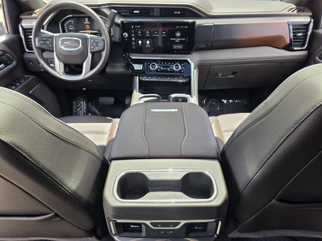 Used 2026 GMC Sierra 2500 Denali w/ Denali Reserve Package AWD/4WD image 16