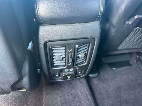 Used 2022 Dodge Durango GT image 12