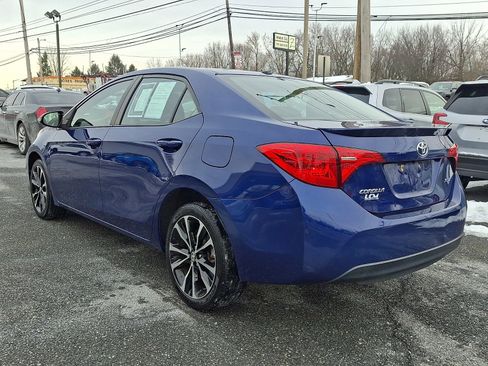 Used 2017 Toyota Corolla XSE image 6