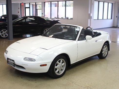 Used 1990 MAZDA MX-5 Miata RWD image 36