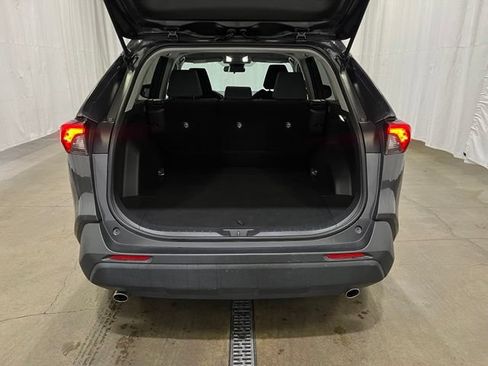 Certified 2023 Toyota RAV4 LE AWD/4WD image 12