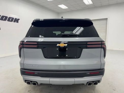 New 2026 Chevrolet Traverse LT w/ Driver Confidence Package FWD image 6