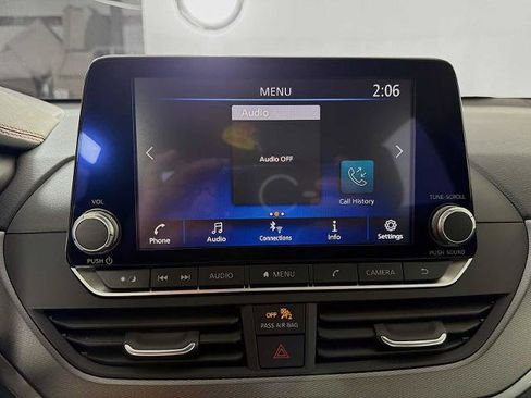 Certified 2025 Nissan Altima 2.5 SR AWD/4WD image 12