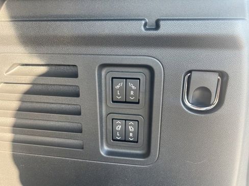 New 2026 Buick Enclave Sport Touring w/ Power Package image 37