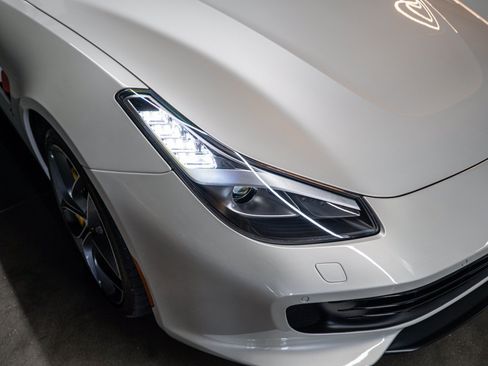 Used 2020 Ferrari GTC4Lusso T RWD image 16