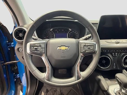Used 2024 Chevrolet Blazer LT w/ Convenience Package FWD image 10