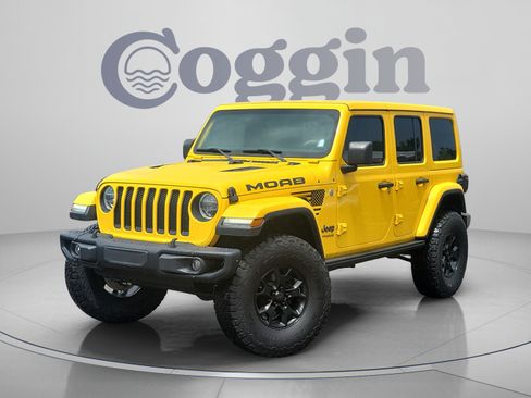 Used 2018 Jeep Wrangler Unlimited Sahara w/ Quick Order Package 24M Moab AWD/4WD image 1