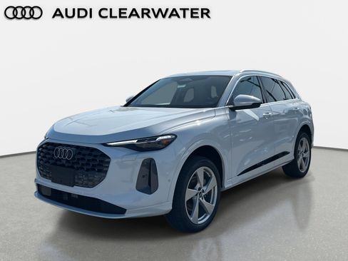 New 2025 Audi Q5 Prestige image 2