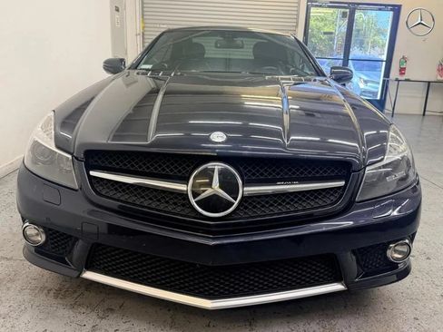Used 2011 Mercedes-Benz SL 63 AMG image 3