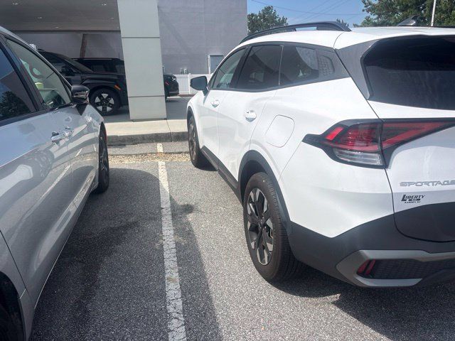 Used 2024 Kia Sportage X-Line w/ X-Line Premium Package AWD/4WD image 3