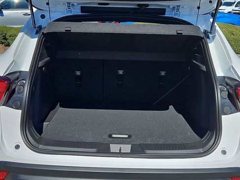 New 2026 Chevrolet Trax RS image 7