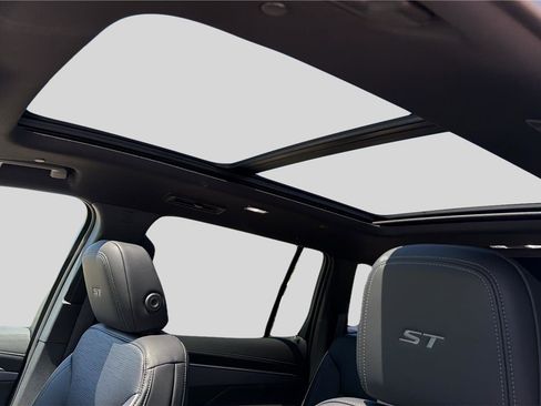 New 2026 Buick Enclave Sport Touring AWD/4WD image 10