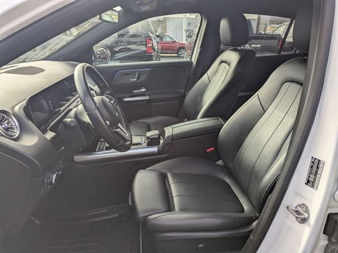 Used 2021 Mercedes-Benz GLA 250 GLA 250 image 10