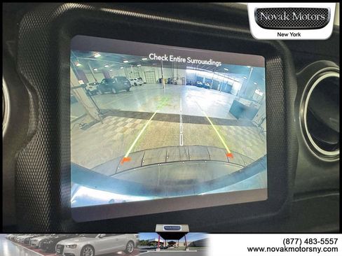 Used 2020 Jeep Wrangler Unlimited Sahara AWD/4WD image 23