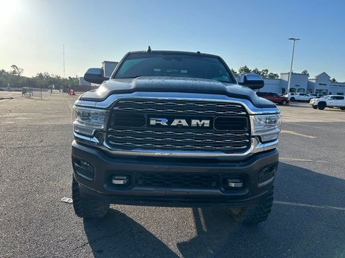 Used 2022 RAM 2500 Limited AWD/4WD image 4