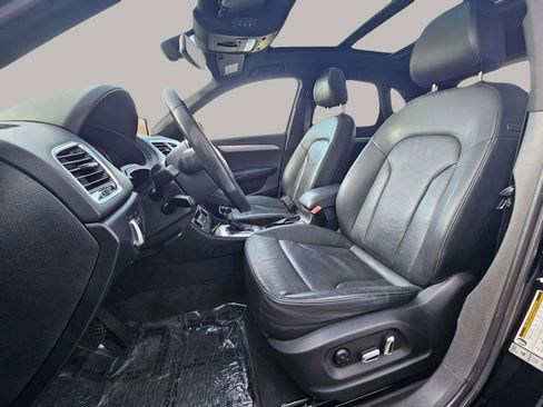 Used 2018 Audi Q3 2.0T Premium image 12