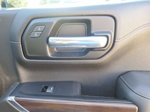 Used 2020 GMC Sierra 1500 SLT image 36