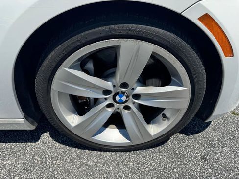 Used 2010 BMW 335i Convertible RWD image 30