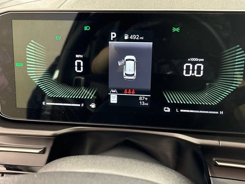 New 2026 Kia Sportage EX AWD/4WD image 32