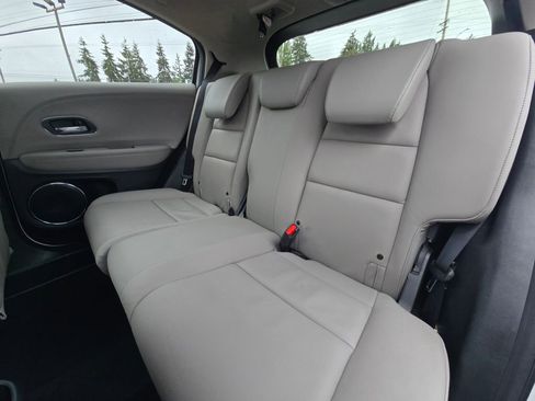 Used 2017 Honda HR-V EX-L image 17