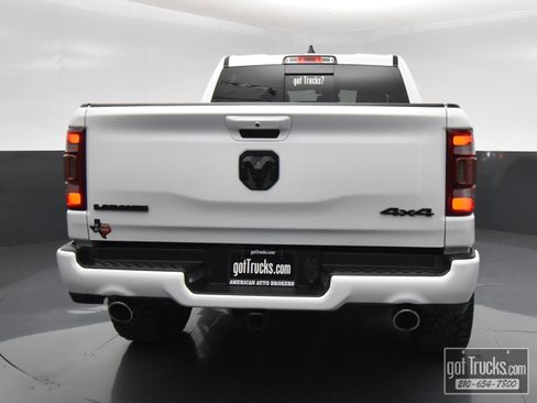 Used 2020 RAM 1500 Laramie w/ Sport Appearance Package AWD/4WD image 6
