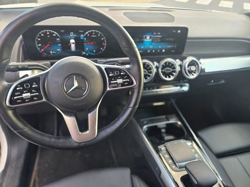 Used 2023 Mercedes-Benz GLB 250 4MATIC image 21
