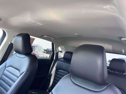 Used 2022 Ford Edge SEL w/ Convenience Package AWD/4WD image 5