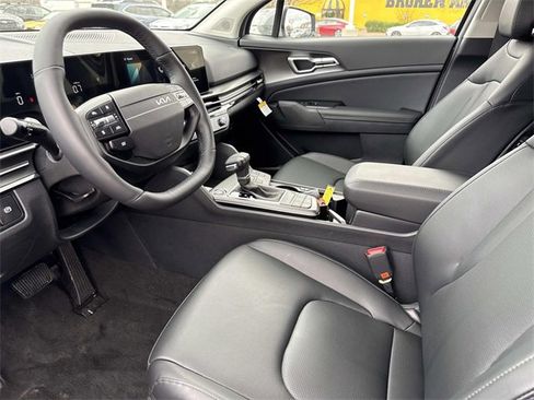 New 2026 Kia Sportage EX image 12