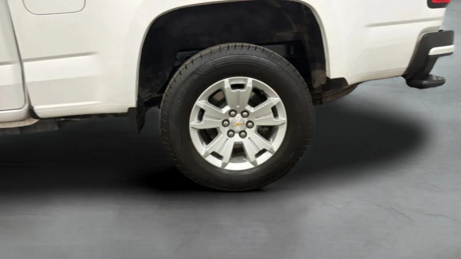 Used 2022 Chevrolet Colorado LT w/ Fleet Safety Package RWD image 25