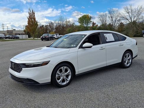 Used 2023 Honda Accord LX image 7
