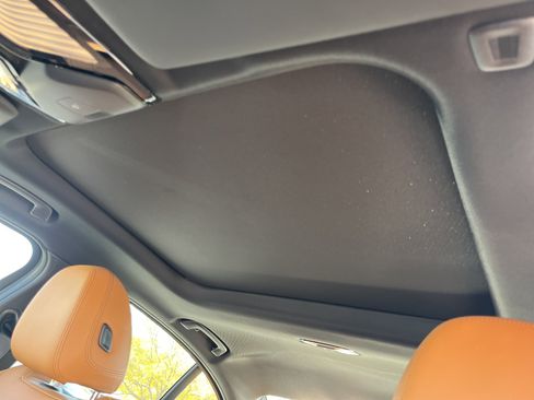 New 2026 BMW 330i Sedan w/ M Sport Package image 18