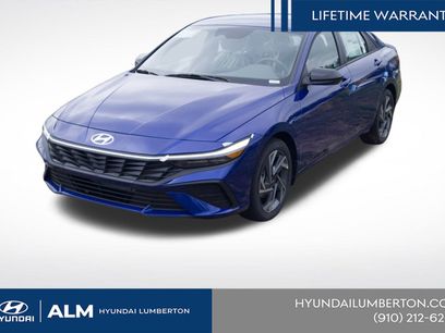 New 2025 Hyundai Elantra SEL