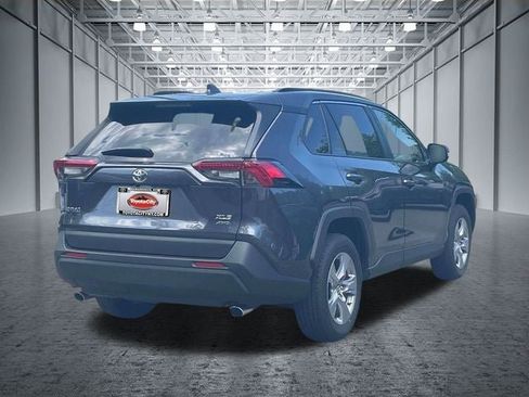 Used 2024 Toyota RAV4 XLE AWD/4WD image 8