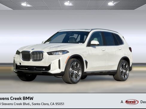 New 2026 BMW X5 xDrive50e AWD/4WD image 1