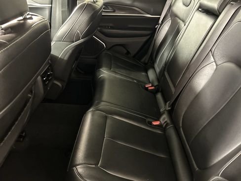 Used 2024 Jeep Grand Cherokee Limited 4xe AWD/4WD image 25