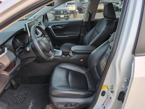 Used 2019 Toyota RAV4 Limited w/ Protection Package AWD/4WD image 16
