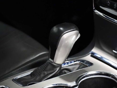 Used 2021 Jeep Grand Cherokee Limited image 19