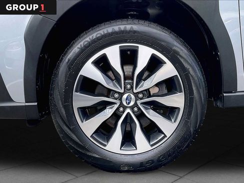 Certified 2024 Subaru Outback Limited AWD/4WD image 11