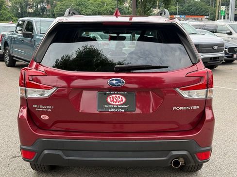 Certified 2023 Subaru Forester Limited AWD/4WD image 8