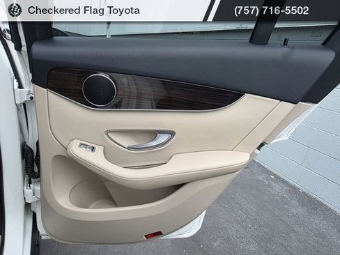 Used 2022 Mercedes-Benz GLC 300 4MATIC image 52