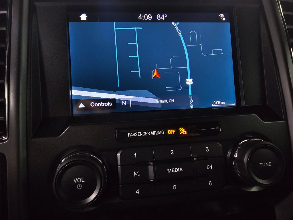 Used 2019 Ford F150 XLT w/ Equipment Group 302A Luxury AWD/4WD image 17