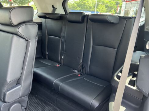 Used 2026 Toyota Grand Highlander AWD image 25