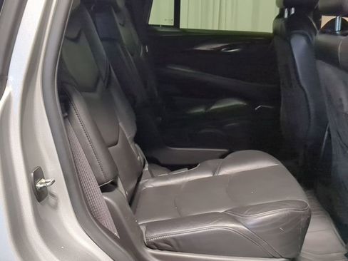 Used 2015 Cadillac Escalade Platinum image 34