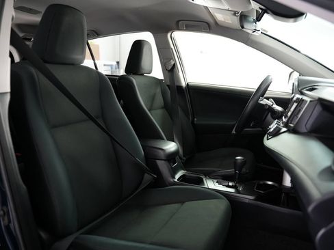 Used 2018 Toyota RAV4 LE w/ All Weather Liner Package AWD/4WD image 46