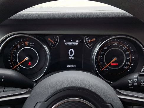 Used 2018 Jeep Wrangler Unlimited Sport AWD/4WD image 25