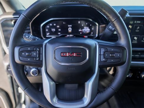 Used 2024 GMC Sierra 1500 Elevation image 15