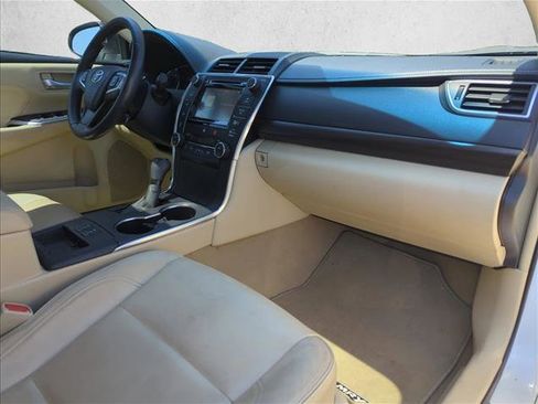 Used 2016 Toyota Camry XLE w/ Advanced Technology Package FWD image 26