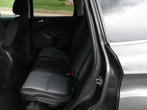Used 2017 Ford Escape SE AWD/4WD image 20