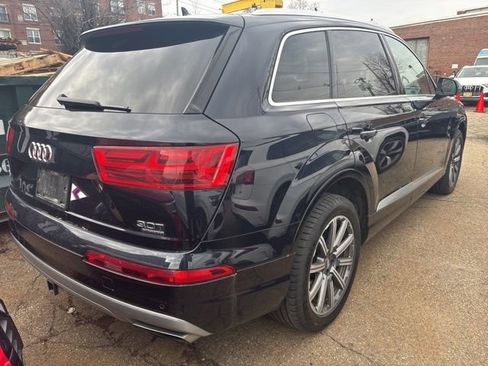 Used 2017 Audi Q7 3.0T Premium Plus w/ Premium Plus Package image 9
